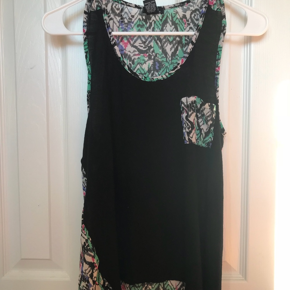 Rue 21• Pattered Pocket Tank